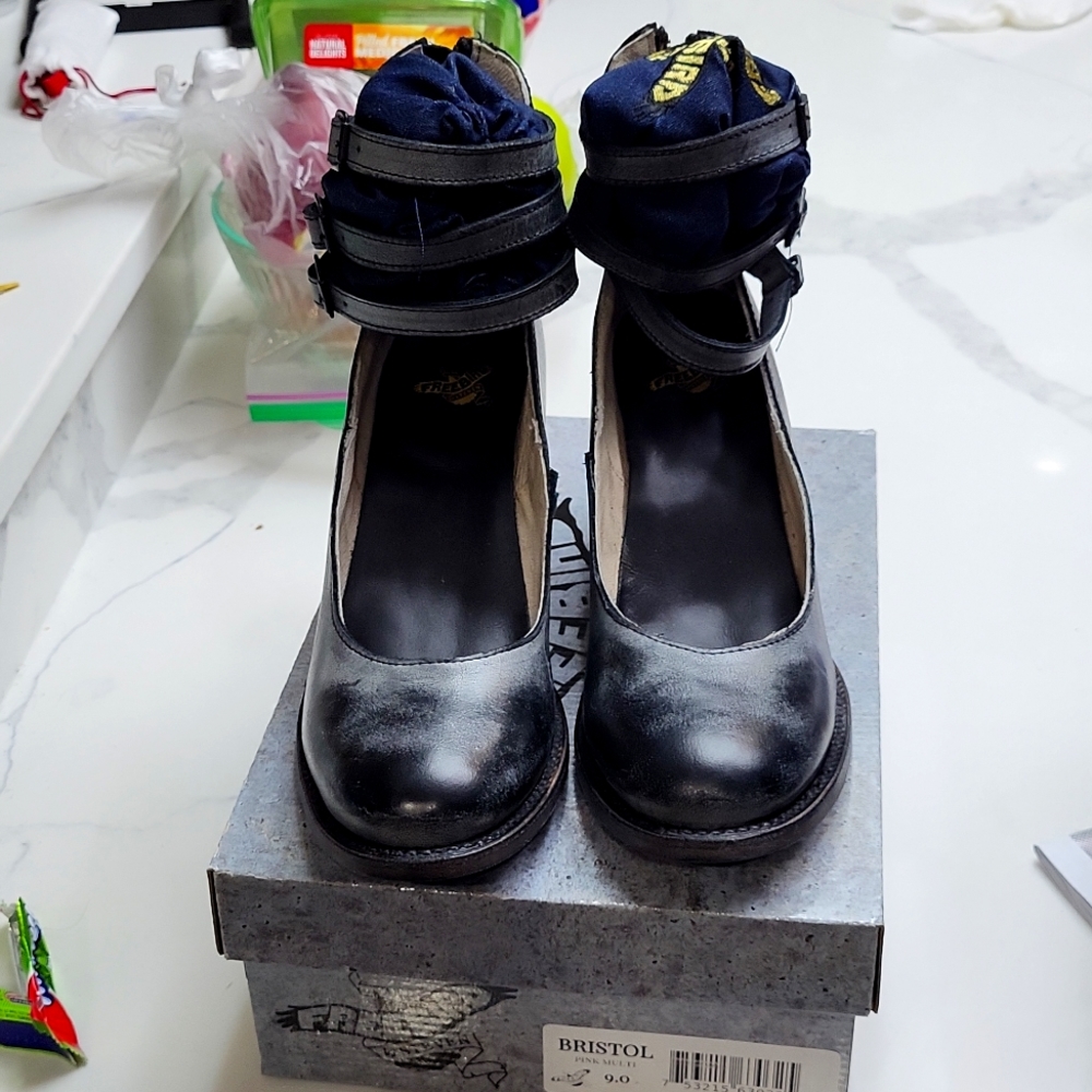 Randi style, black